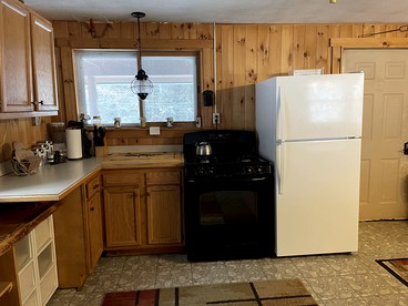 Spacious Adirondacks Cabin for a Family Getaway in New York State - Glenfield, New York - glamping.directory