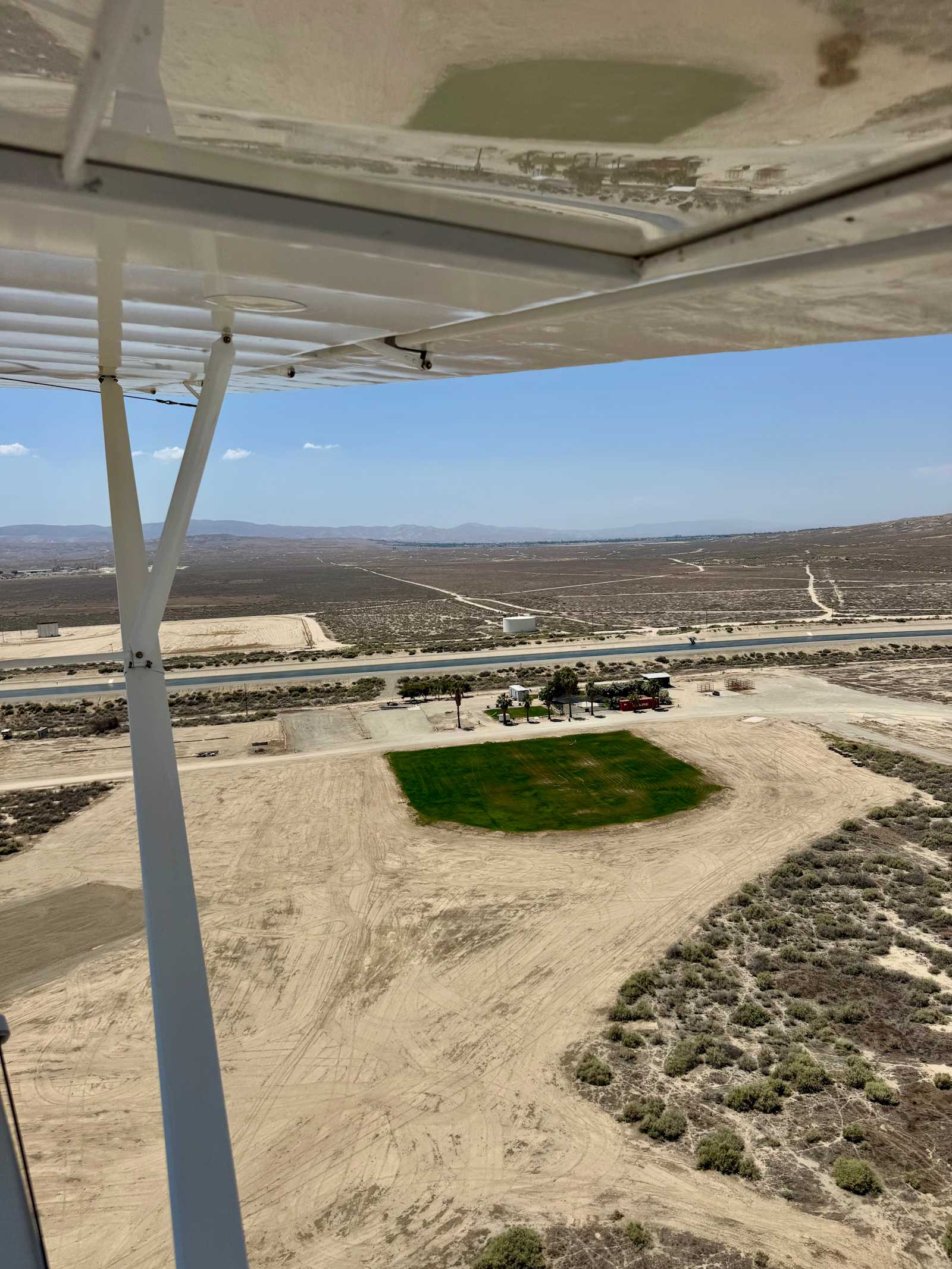 10 Star Ranch - Taft, California - glamping.directory