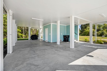 Breathtaking Cottage with Fire Pit in Pawleys Island, South Carolina - Pawleys Island, South Carolina - glamping.directory