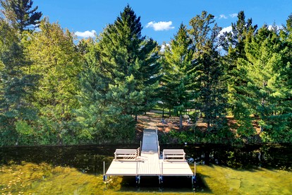 Spacious Lakeside Cottage with Wheelchair Access near Walker, Minnesota - Walker, Minnesota - glamping.directory