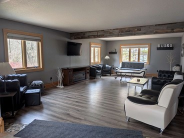 Spacious Lakeside Cottage with Wheelchair Access near Walker, Minnesota - Walker, Minnesota - glamping.directory