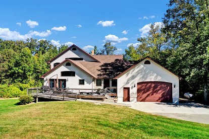 Spacious Lakeside Cottage with Wheelchair Access near Walker, Minnesota - glamping.directory