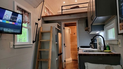 Suches Glamping Escape in Pet-Friendly Tiny House Rental for Two - Suches, Georgia - glamping.directory