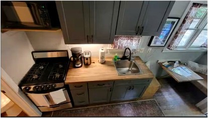 Suches Glamping Escape in Pet-Friendly Tiny House Rental for Two - Suches, Georgia - glamping.directory