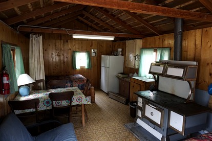 Homey, Pet Friendly Cabin near Lory State Park in Poudre Canyon, Colorado - Bellvue, Colorado - glamping.directory