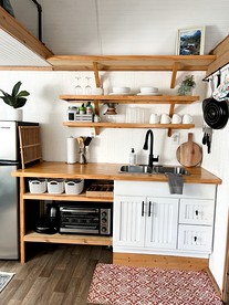 Tiny House Cottage at Sacred Pines in Boles, AR - Boles, Arkansas - glamping.directory