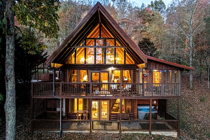Remarkable Cabin with Screened Porch and Spa in Sevierville, Tennesee - glamping.directory