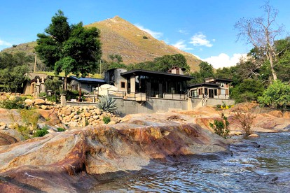 Luxury Villa with a Riverfront Spa and Observatory in Three Rivers, California - Three Rivers, California - glamping.directory