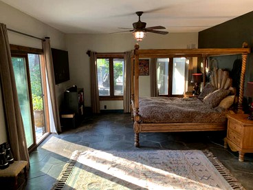Luxury Villa with a Riverfront Spa and Observatory in Three Rivers, California - Three Rivers, California - glamping.directory