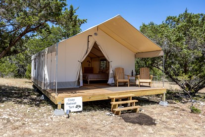 Starry Nights and Firelit Memories in Boerne, TX - glamping.directory