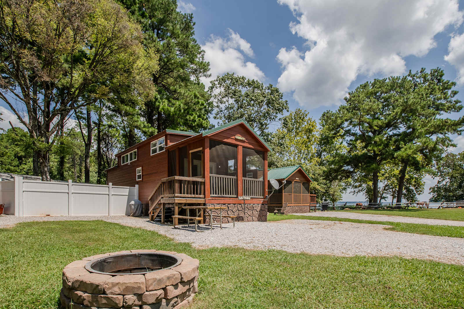 Decatur / Wheeler Lake KOA Holiday - Hillsboro, Alabama - glamping.directory