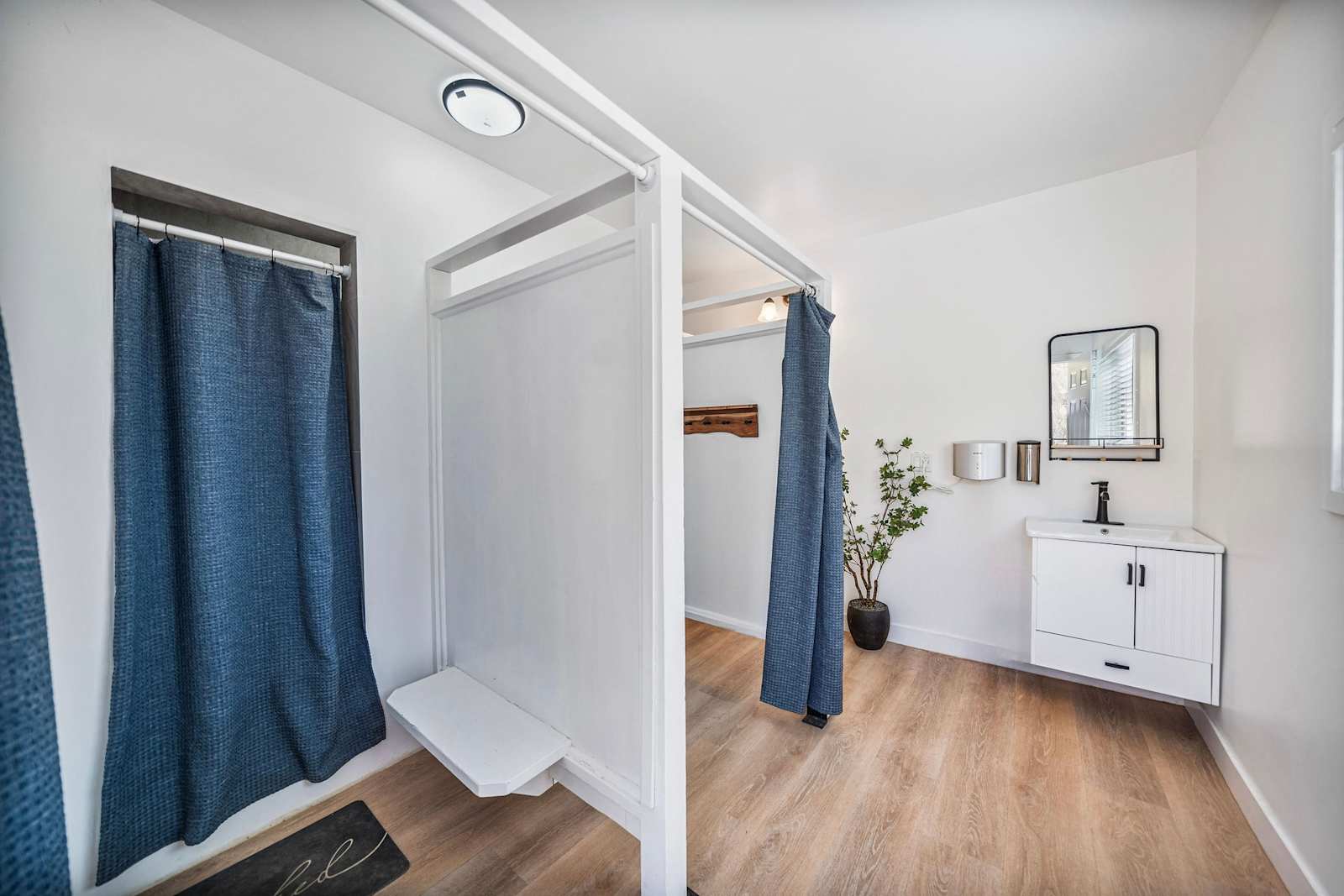 SoCal Campground - Fallbrook, California - glamping.directory