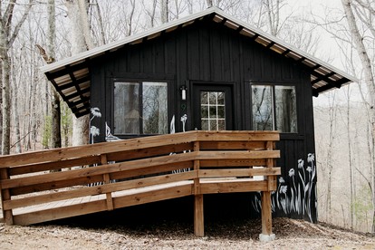 Family Glampsite: A Unique Cabin Retreat for Adventure in Tracy City, TN - Tracy City, Tennessee - glamping.directory