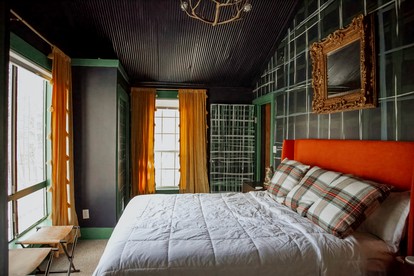 Family Glampsite: A Unique Cabin Retreat for Adventure in Tracy City, TN - Tracy City, Tennessee - glamping.directory