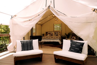 Equipped Glamping Tent with Modern Interior in Shippenville, Pennsylvania - Shippenville, Pennsylvania - glamping.directory