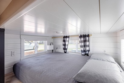 Zion's Gateway: Fully Equipped Tiny Home for Your Utah Exploration! - Apple Valley, Utah - glamping.directory