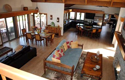 Beachfront Villa Retreat with Stunning Ocean Views on Moloka'i, Hawaii - Mauna Loa, Hawaii - glamping.directory