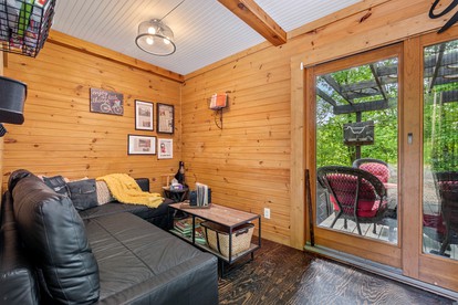 Unique Dover Accommodation with a Hot Tub Perfect for Glamping in Ohio - Dover, Ohio - glamping.directory