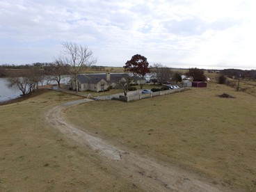 Spacious Waterfront Villa Rental for Weekend Getaways near Dallas, Texas - glamping.directory