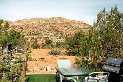 Magical A-Frame Tiny House Getaway with Spectacular Views near Zion National Park, Utah - Hildale, Utah - glamping.directory