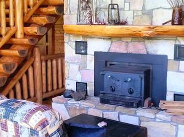 Spacious Vacation Rental Perfect for Family Reunions near Pittsburgh, Pennsylvania - Emlenton, Pennsylvania - glamping.directory