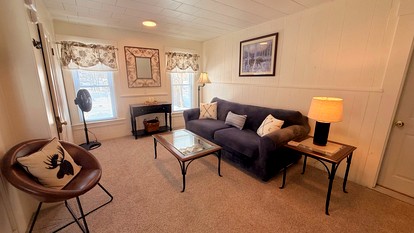 Relaxing Waterfront Getaway with Breathtaking Views in Greenville, Maine - Greenville, Maine - glamping.directory