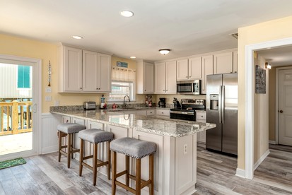 Beautiful, Pet-Friendly Beach Front Cottage Offering Luminous Sea Views of the Gulf of Mexico on Dauphin Island, Alabama - Dauphin Island, Alabama - glamping.directory
