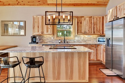 King Bear Cabin - Sensational near Blue Ridge, Turtletown, TN - Turtletown, Tennessee - glamping.directory