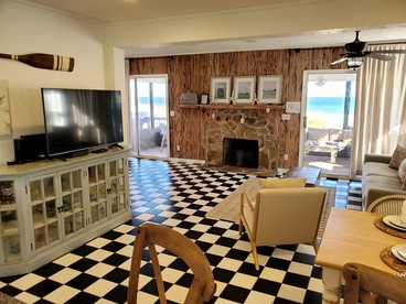 Dream Glamping Destination by the Ocean: Marvelous Pet-Friendly Beach House in St. Augustine, Florida - St. Augustine, Florida - glamping.directory