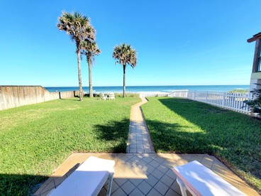 Dream Glamping Destination by the Ocean: Marvelous Pet-Friendly Beach House in St. Augustine, Florida - St. Augustine, Florida - glamping.directory