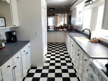 Dream Glamping Destination by the Ocean: Marvelous Pet-Friendly Beach House in St. Augustine, Florida - St. Augustine, Florida - glamping.directory