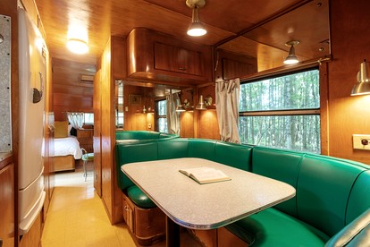 Gorgeous Fully Restored Caravan Nestled in the Trees Along Silver Lake for a Unique Vacation in Woodridge, New York - Woodridge, New York - glamping.directory