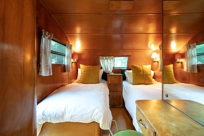Gorgeous Fully Restored Caravan Nestled in the Trees Along Silver Lake for a Unique Vacation in Woodridge, New York - Woodridge, New York - glamping.directory