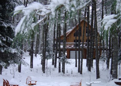 Secluded Cabin Rental in the Adirondack Mountains of Paul Smiths, New York - Paul Smiths, New York - glamping.directory