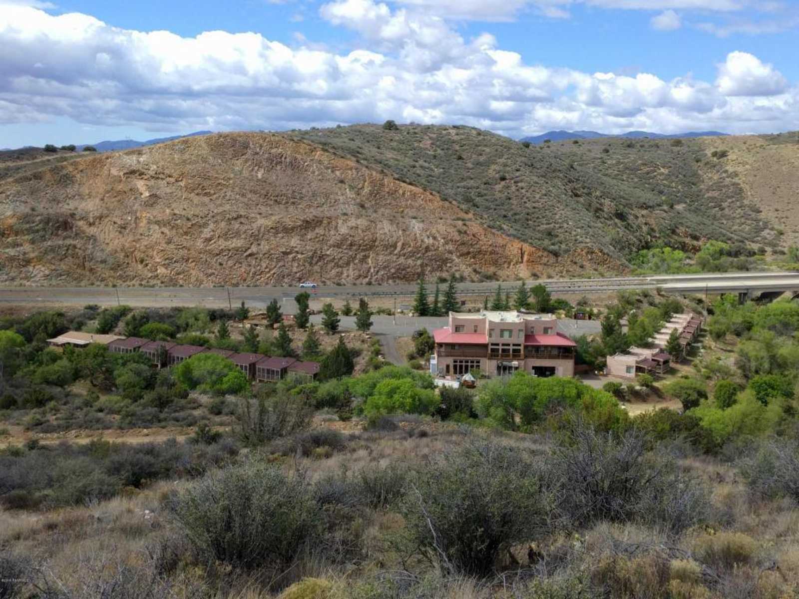 Creekside Lodge and Cabins - Spring Valley, Arizona - glamping.directory