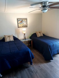 Fantastic Cottage with Pool Table in Okeechobee, Florida - Okeechobee, Florida - glamping.directory