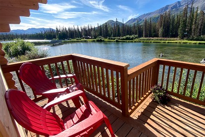 Remote and Serene Lakefront Cabin in Cantwell, Alaska, with Gorgeous Views of Nations Mountain - Cantwell, Alaska - glamping.directory