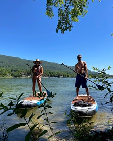Beautiful Bell Tents for Lakeside Glamping near Knoxville, Tennessee - Mooresburg, Tennessee - glamping.directory