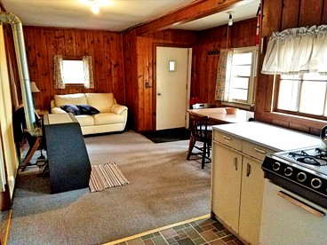 Cozy Lakeside Cabin in Manistee National Forest, Michigan - Wellston, Michigan - glamping.directory