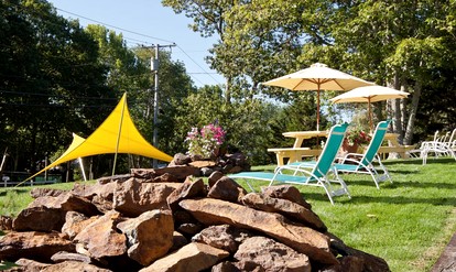 Sunny Room with a Private Deck in a Bed and Breakfast near Camden Hills State Park, Maine - Lincolnville, Maine - glamping.directory