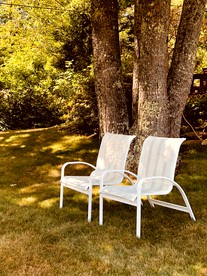 Sunny Room with a Private Deck in a Bed and Breakfast near Camden Hills State Park, Maine - Lincolnville, Maine - glamping.directory