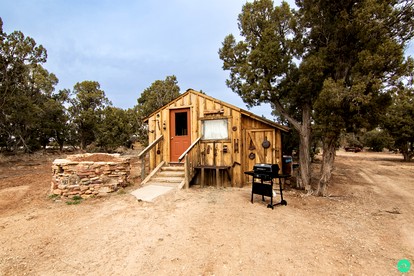 Adorable Glamping Cabin on a Wheat Farm for a Unique Getaway near Canyonlands National Park in Utah - Monticello, Utah - glamping.directory