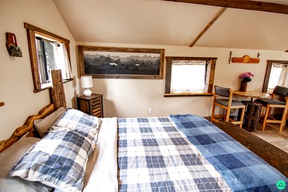 Adorable Glamping Cabin on a Wheat Farm for a Unique Getaway near Canyonlands National Park in Utah - Monticello, Utah - glamping.directory