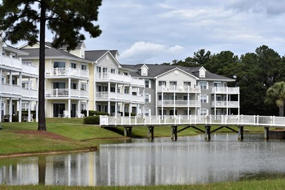 Cozy Vacation Rental on Luxury Golf Resort in Calabash near Sunset Beach, North Carolina - glamping.directory