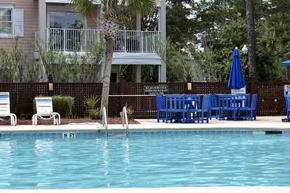 Cozy Vacation Rental on Luxury Golf Resort in Calabash near Sunset Beach, North Carolina - Calabash, North Carolina - glamping.directory