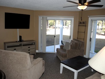 Cozy Vacation Rental on Luxury Golf Resort in Calabash near Sunset Beach, North Carolina - Calabash, North Carolina - glamping.directory