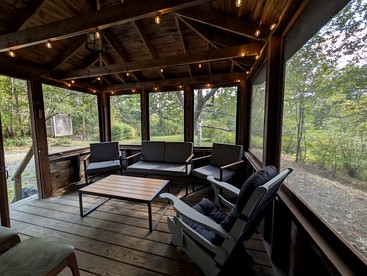 Serene Woodland Family Retreat with Screened Porch Near Acadia National Park | Ellsworth, Maine - Ellsworth, Maine - glamping.directory