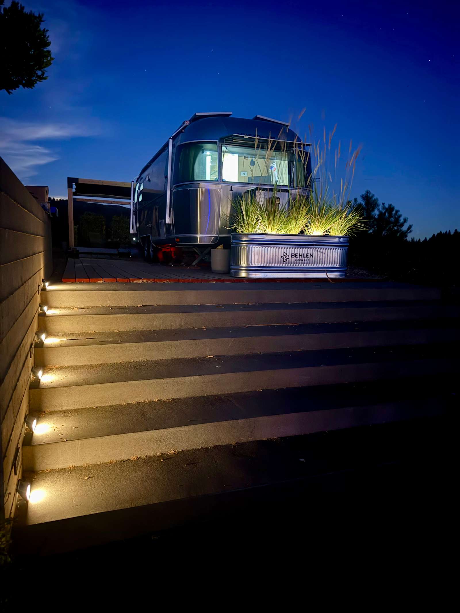 Sonoma Airstream w/ Heated Pool/Spa - Glen Ellen, California - glamping.directory