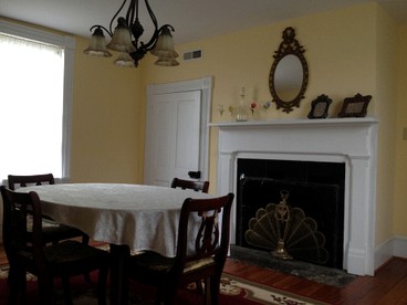 Private Vacation Rental on a Historic 19th Century Farm near Danville, Virginia - Keeling, Virginia - glamping.directory