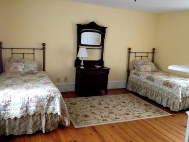 Private Vacation Rental on a Historic 19th Century Farm near Danville, Virginia - Keeling, Virginia - glamping.directory
